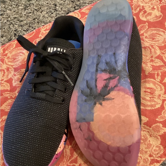NOBULL Women’s Outwork Black Sunset / 8.5 - Picture 2 of 4